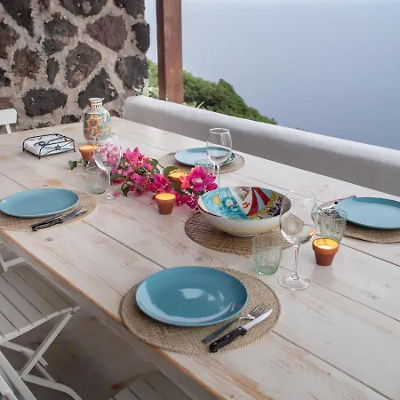Dammuso Sulla Scogliera - Pantelleria Ferienhaus